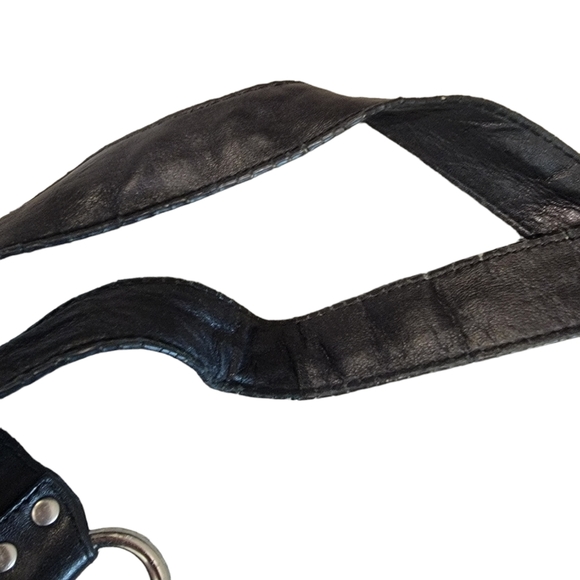 BCBG wool handbag - Picture 4 of 4